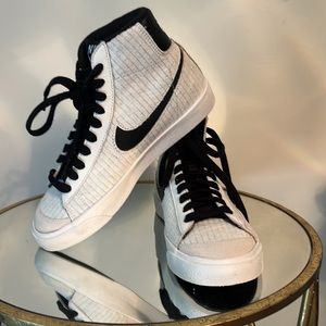 Brand new - Nike white high tops MAW